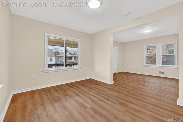 25 W Rockwood Street, Ecorse, MI 48229