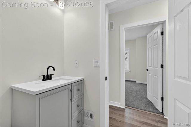 25 W Rockwood Street, Ecorse, MI 48229