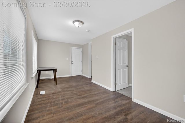 25 W Rockwood Street, Ecorse, MI 48229