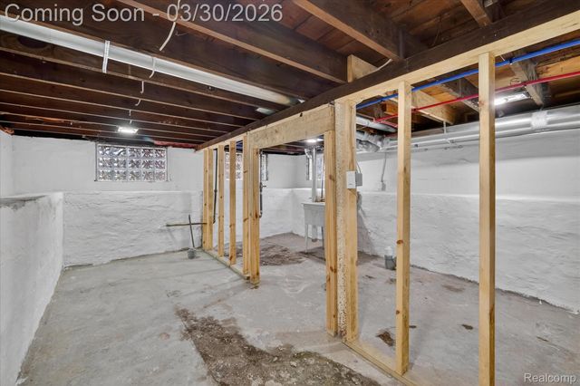 25 W Rockwood Street, Ecorse, MI 48229