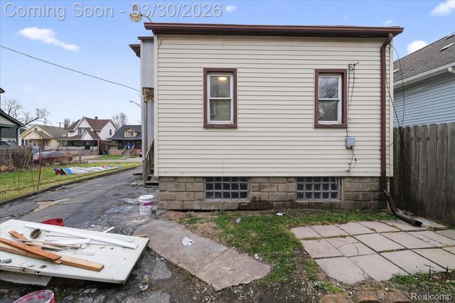 25 W Rockwood Street, Ecorse, MI 48229