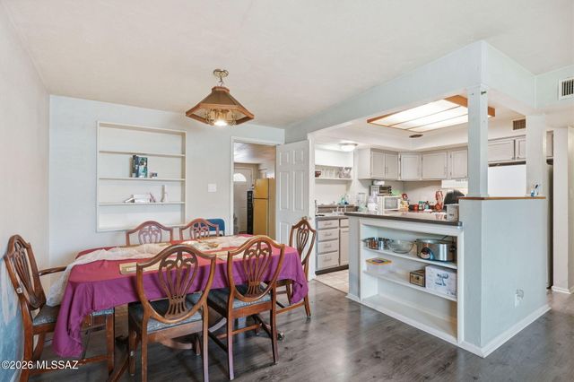 942 S Fordham Drive, Tucson, AZ 85710