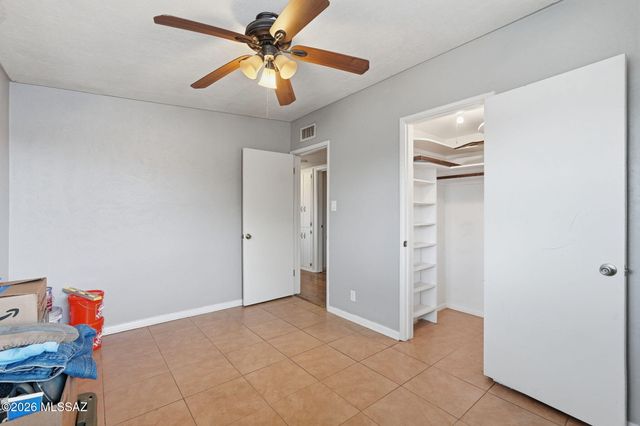 942 S Fordham Drive, Tucson, AZ 85710