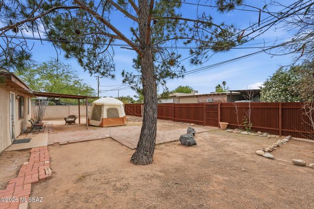 942 S Fordham Drive, Tucson, AZ 85710