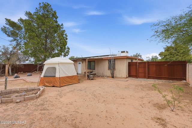 942 S Fordham Drive, Tucson, AZ 85710