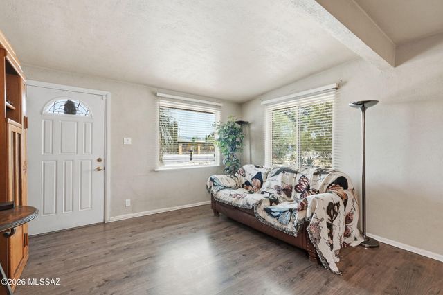 942 S Fordham Drive, Tucson, AZ 85710