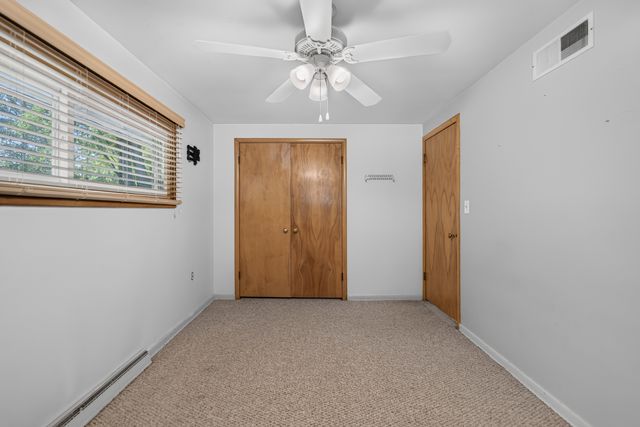 911 David Street, Antioch, IL 60002