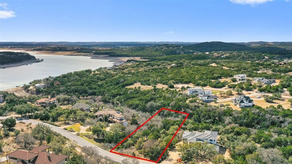 16912 Northlake Hills DR, Jonestown, TX 78645