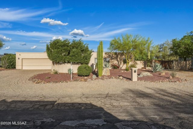 8512 N La Oesta Avenue, Tucson, AZ 85704