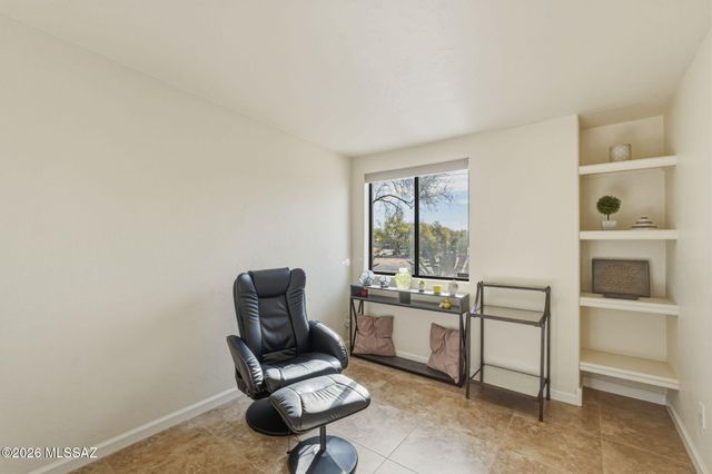 8512 N La Oesta Avenue, Tucson, AZ 85704