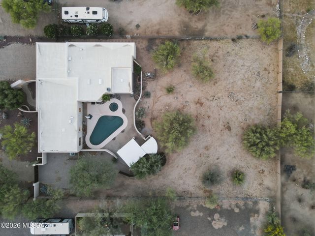 8512 N La Oesta Avenue, Tucson, AZ 85704