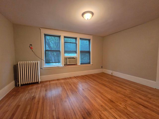 1471 Iglehart Avenue, Saint Paul, MN 55104