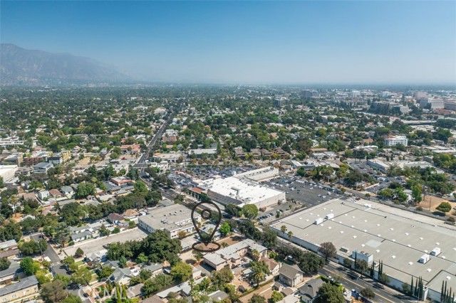 823 N Orange Grove Boulevard, Pasadena, CA 91103