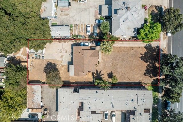 823 N Orange Grove Boulevard, Pasadena, CA 91103