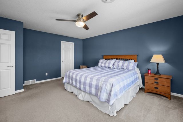 408 Tombergs Drive, Eldridge, IA 52748