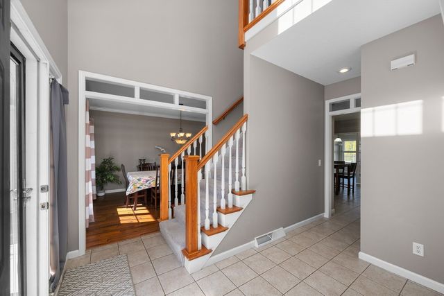 408 Tombergs Drive, Eldridge, IA 52748