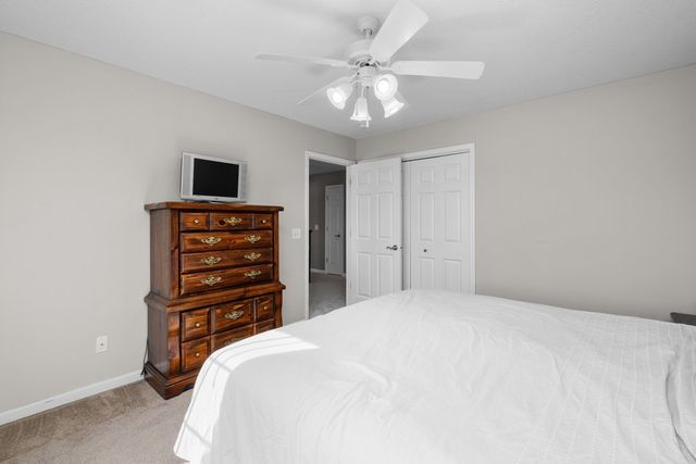 408 Tombergs Drive, Eldridge, IA 52748