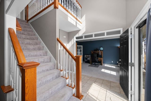 408 Tombergs Drive, Eldridge, IA 52748