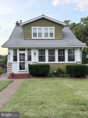 510 SHIPLEY RD, Linthicum Heights, MD 21090