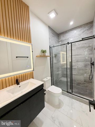 8908 MOHAWK LN, Bethesda, MD 20817