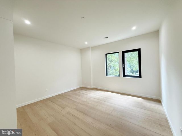 8908 MOHAWK LN, Bethesda, MD 20817