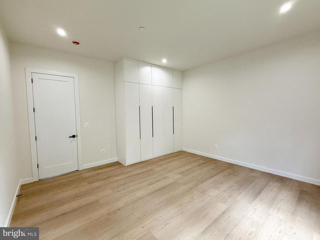 8908 MOHAWK LN, Bethesda, MD 20817