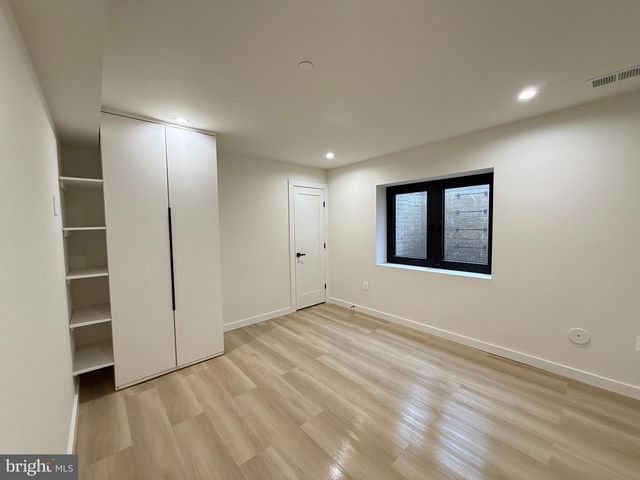 8908 MOHAWK LN, Bethesda, MD 20817