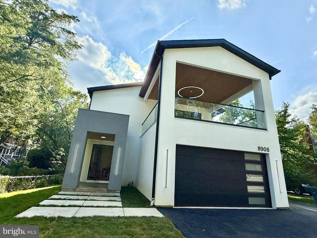 8908 MOHAWK LN, Bethesda, MD 20817