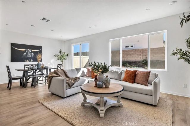 4884 Sicily, Lake Elsinore, CA 92530