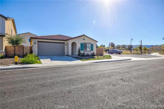 4884 Sicily, Lake Elsinore, CA 92530