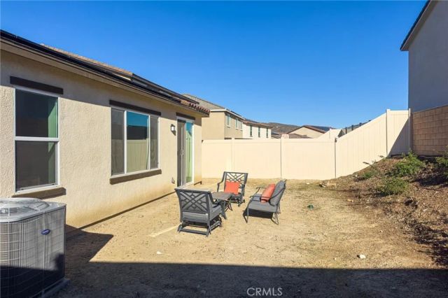 4884 Sicily, Lake Elsinore, CA 92530