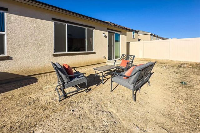4884 Sicily, Lake Elsinore, CA 92530