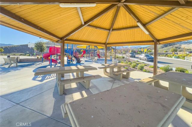 4884 Sicily, Lake Elsinore, CA 92530