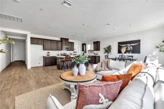 4884 Sicily, Lake Elsinore, CA 92530
