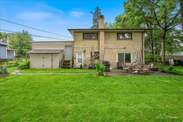 2530 Old Glenview Road, Wilmette, IL 60091