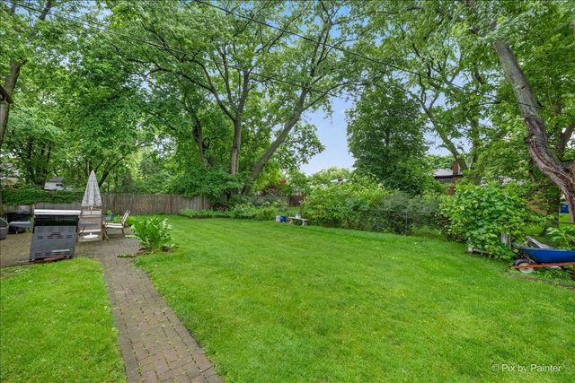 2530 Old Glenview Road, Wilmette, IL 60091