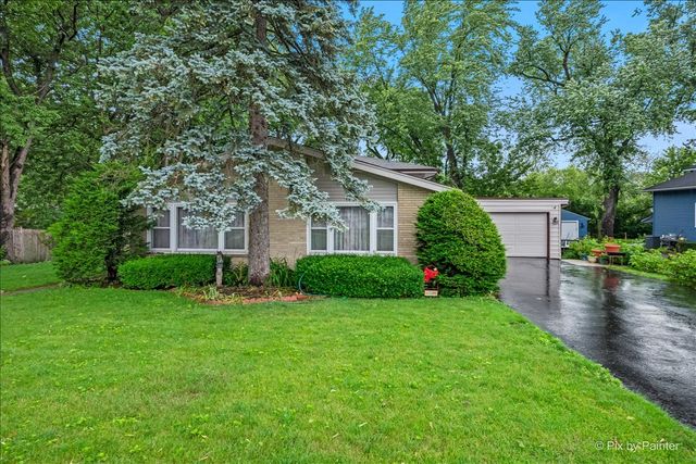 2530 Old Glenview Road, Wilmette, IL 60091