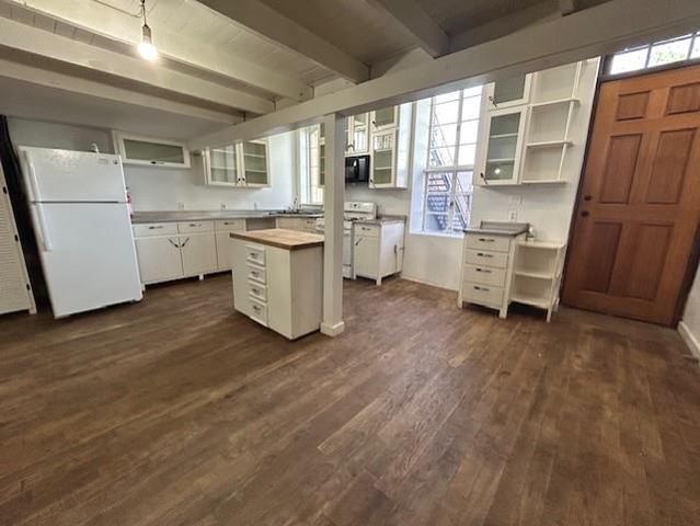 109 N Main ST A, Taylor, TX 76574