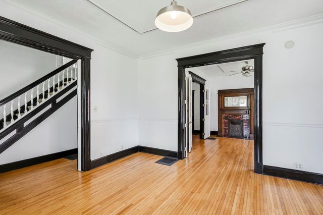 1111 E Walnut Street, Springfield, MO 65806