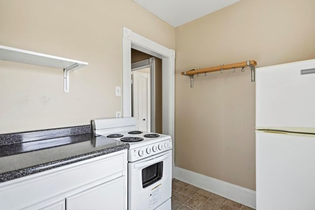1111 E Walnut Street, Springfield, MO 65806