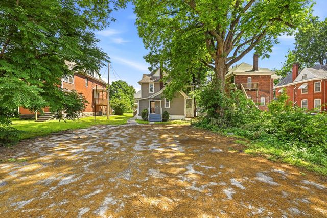 1111 E Walnut Street, Springfield, MO 65806