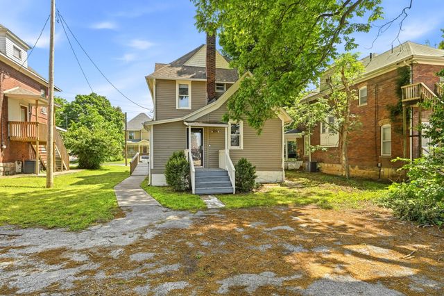 1111 E Walnut Street, Springfield, MO 65806