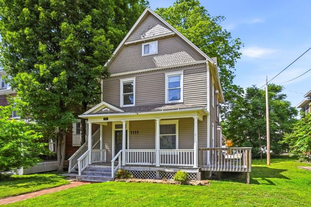 1111 E Walnut Street, Springfield, MO 65806