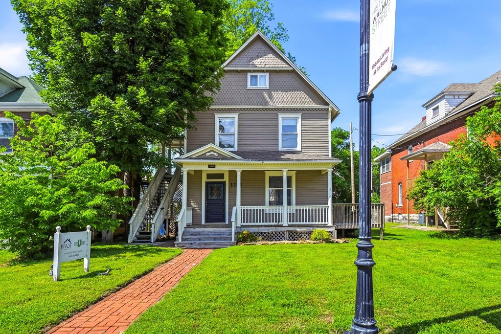 1111 E Walnut Street, Springfield, MO 65806