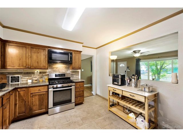 430 Hackberry Dr, Colorado Springs, CO 80911
