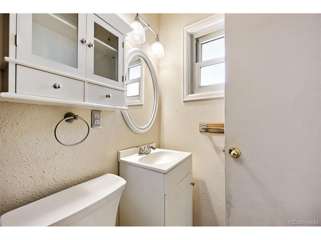 430 Hackberry Dr, Colorado Springs, CO 80911
