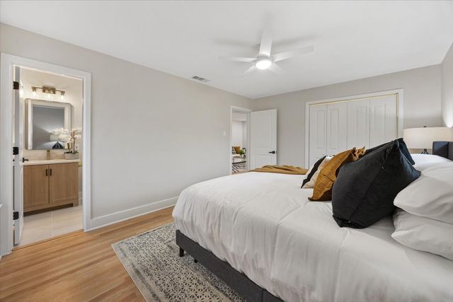 10524 Coleridge Street, Dallas, TX 75218