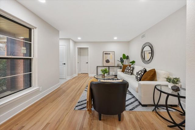 10524 Coleridge Street, Dallas, TX 75218