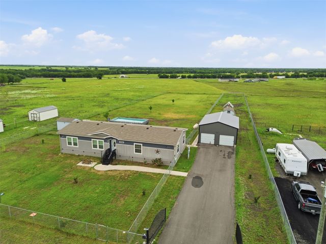 9013 County Road 1143, Leonard, TX 75452