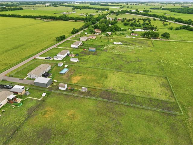 9013 County Road 1143, Leonard, TX 75452
